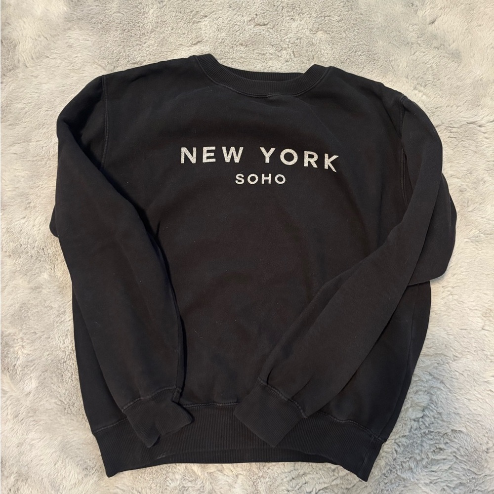 Brandy Melville Soho Black crewneck